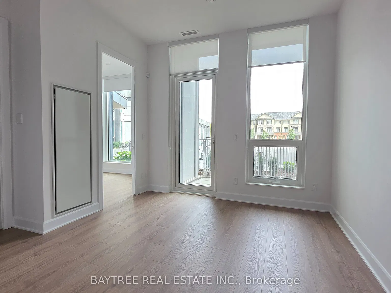 3240 William Coltson Ave — Photo 2