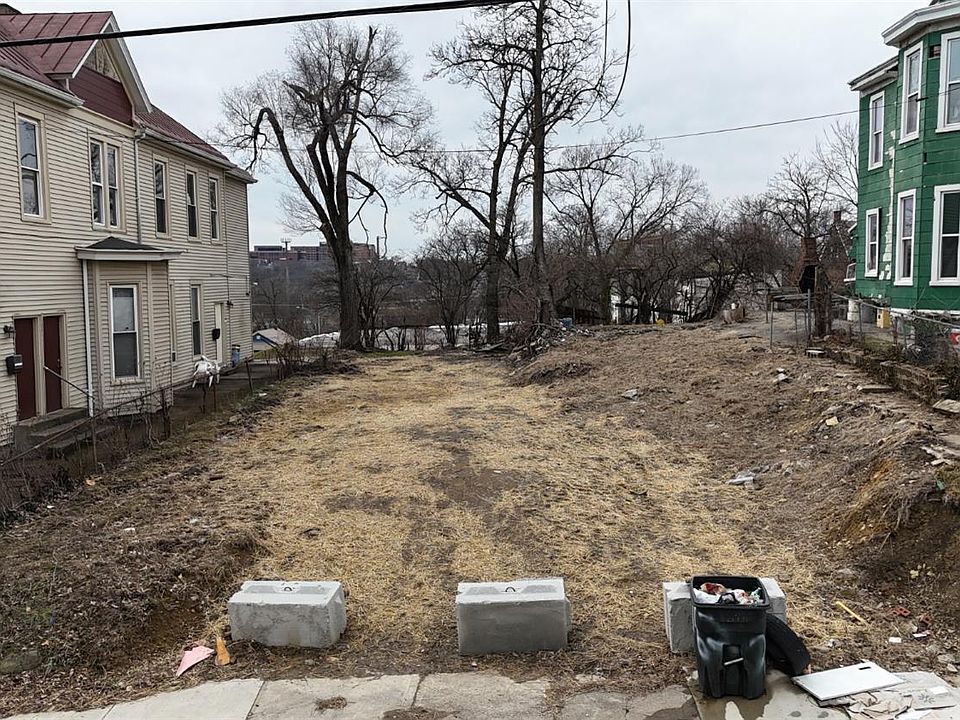 2nd image of 2307 Kenton St