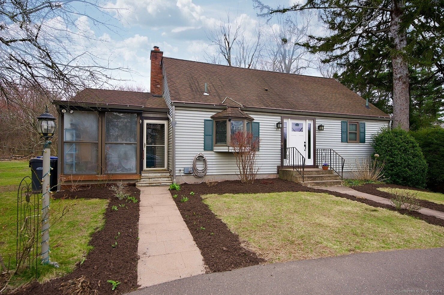 37 Pleasant Street, East Windsor, CT 06088 | Zillow