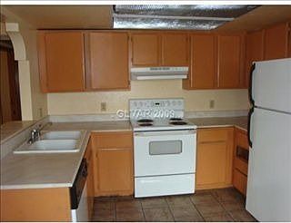 2nd image of 4718 Obannon Dr