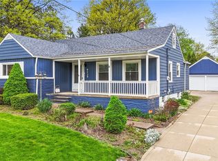 6235 Hathaway Rd, Garfield Heights, OH 44125