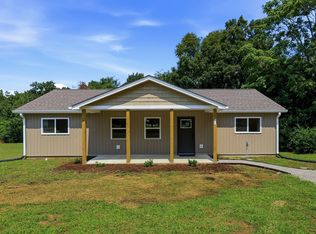 111 Tom Smith Ln, Livingston, TN 38570