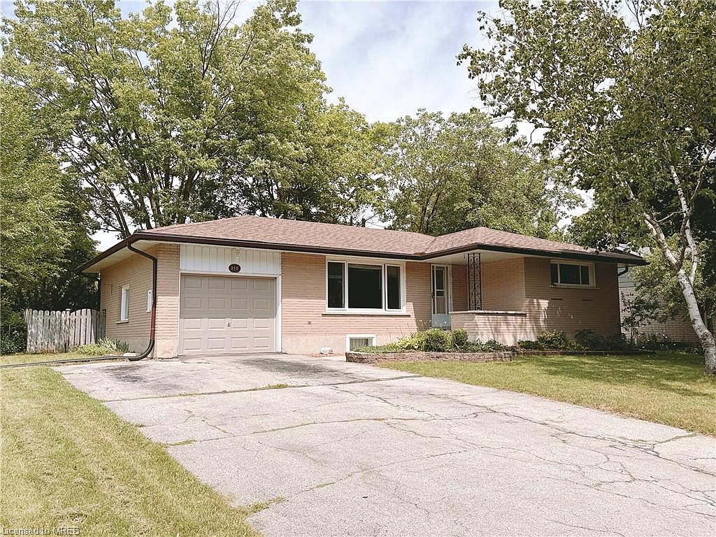 215 Bellehaven Dr, Waterloo, ON N2J 3L5 MLS 40616114 Zillow