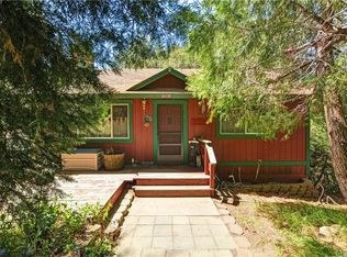 25136 Valle Dr, Crestline, CA 92325
