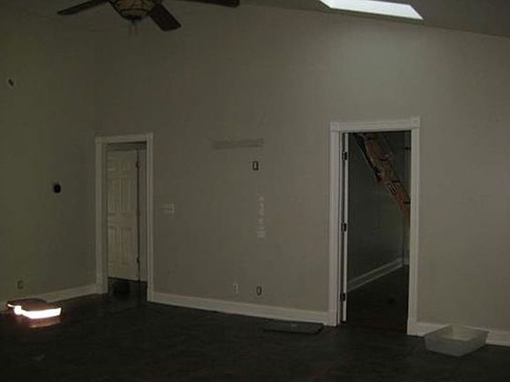 5th image of 311 Bass Lake Dr