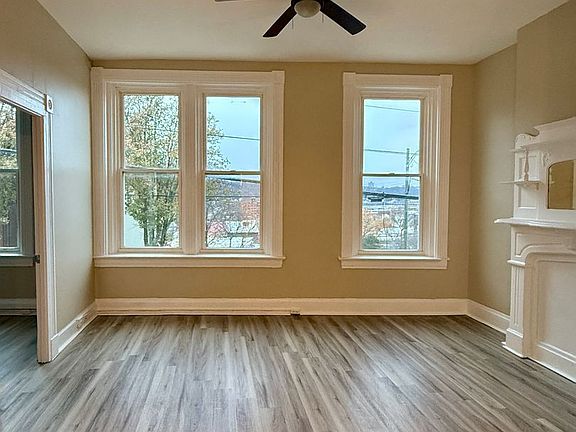 3rd image of 2582 W McMicken Ave APT 3