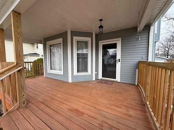 5th image of 1214 Laurel Ave