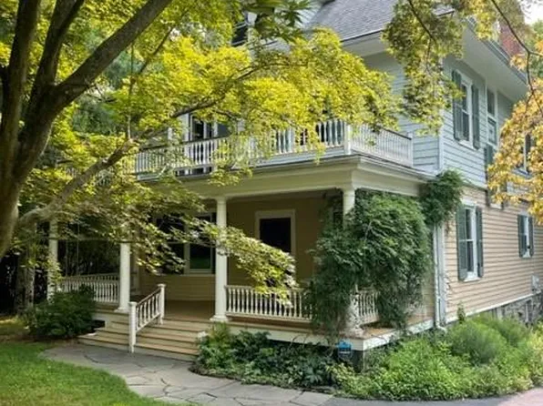2007 South Rd, Baltimore, MD 21209