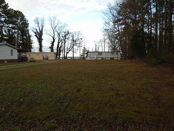 5th image of 119 River Ln