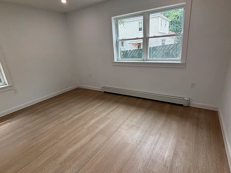 224 Edgewood Ave #1 — Photo 6