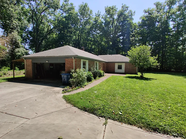6320 Northwood Dr — Photo 3