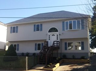 1323 Slade St, Fall River, MA 02721