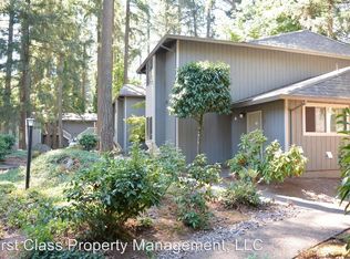 15951 Quarry Rd APT 24, Lake Oswego, OR 97035