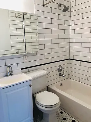 Rented by Modern Spaces | media 7