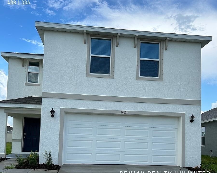 1st image of 16651 Mosaic Oar Dr
