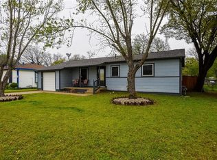 532 Harrison Ln, Hurst, TX 76053