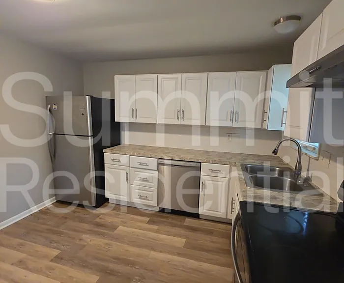 2913 W 44th Ave — Photo 5