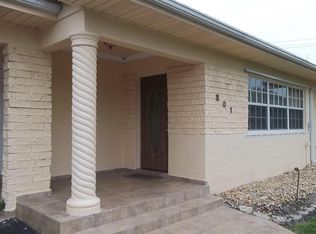 801 NE 1st St, Belle Glade, FL 33430