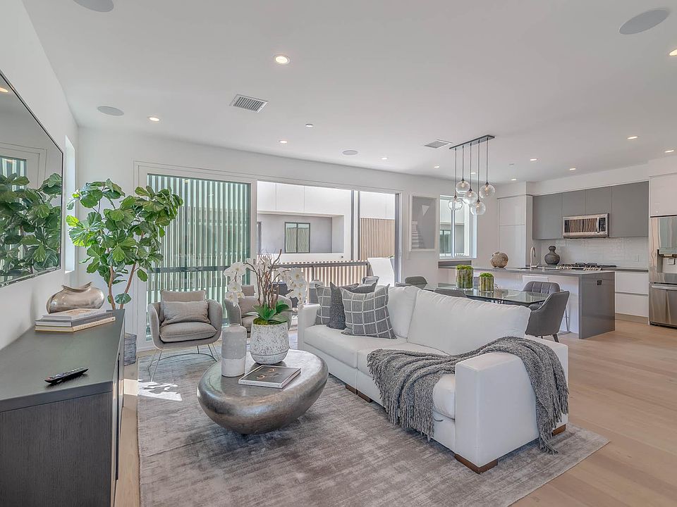 1st image of 1232 N Sycamore Ave #1232