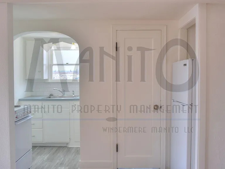 1730 W Riverside Ave — Photo 5