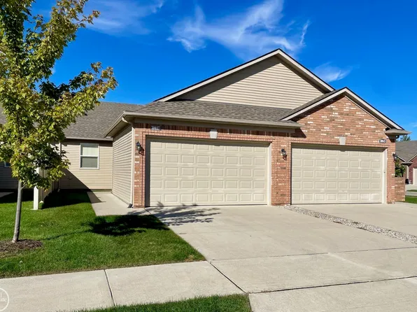 30037 Camden Cir, Chesterfield, MI 48051