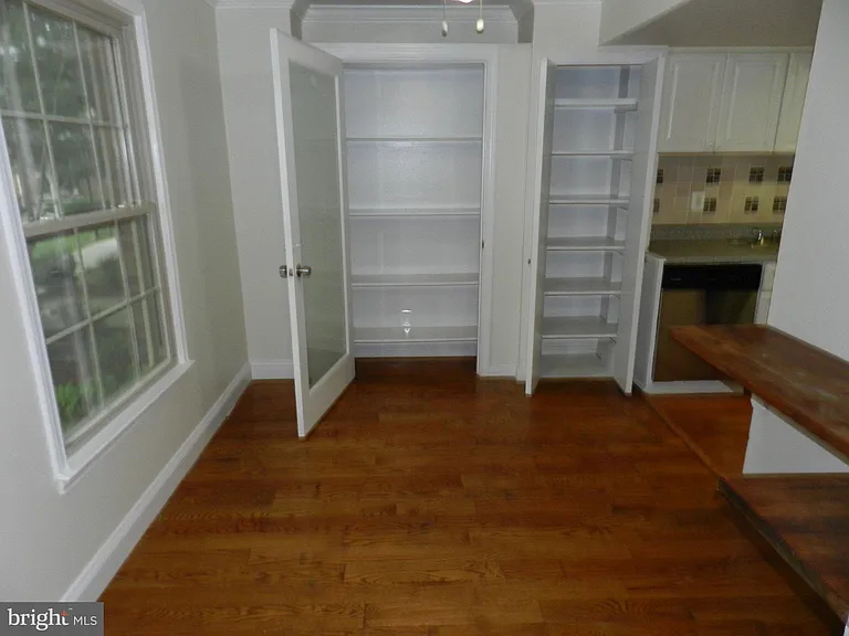 5956 Westchester Park Dr — Photo 3