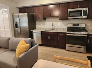 6230 S Woodlawn Ave #1R, Chicago, IL 60637