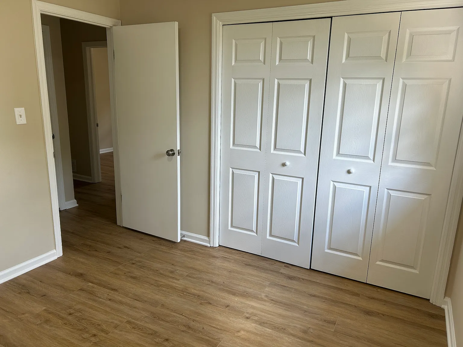 3 bed, 972 sqft, $1,495 — Photo 4