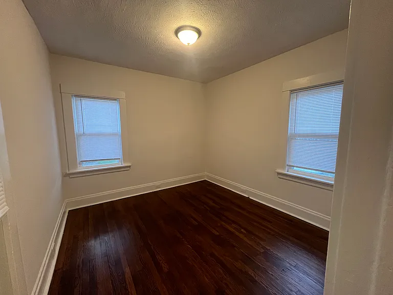 15615 Huntmere Ave #1 — Photo 6