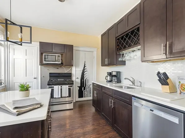 21 Royal St #1, Boston, MA 02134