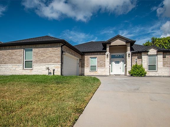 2nd image of 410 Hazeltine Dr