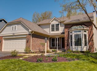1914 Armwood Ln, Mundelein, IL