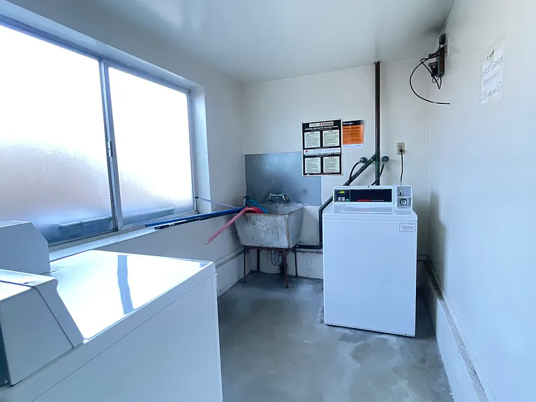 2 W Cavour St #4 — Photo 7