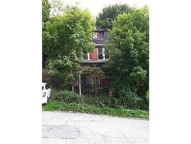 146 Orchard St photo 1