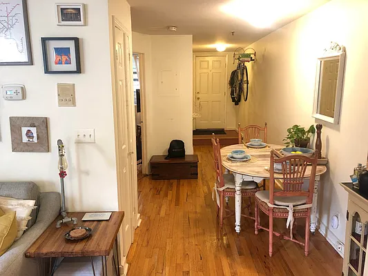 Rented by Avenue Sotheby's International Realty | media 8