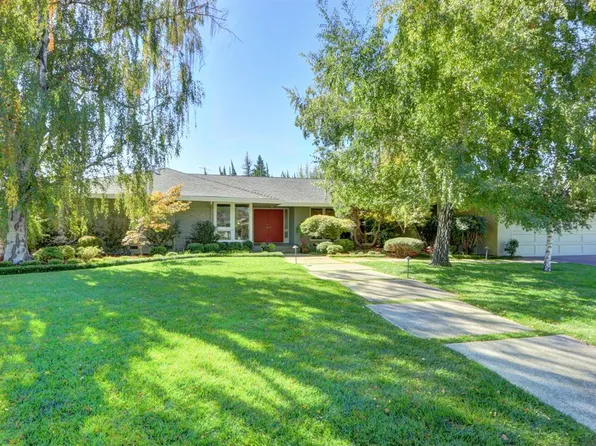2924 Latham Dr, Sacramento, CA 95864