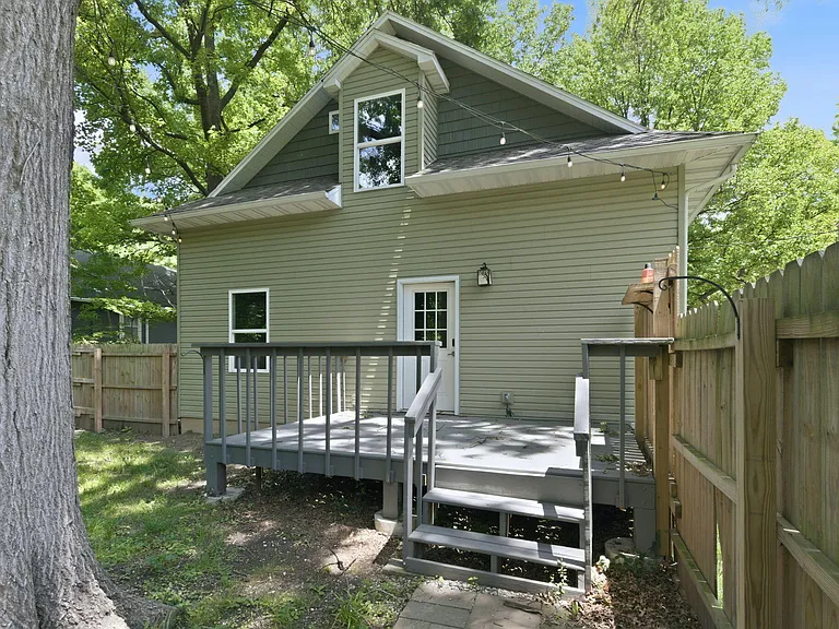 837 S Kentwood Ave — Photo 40