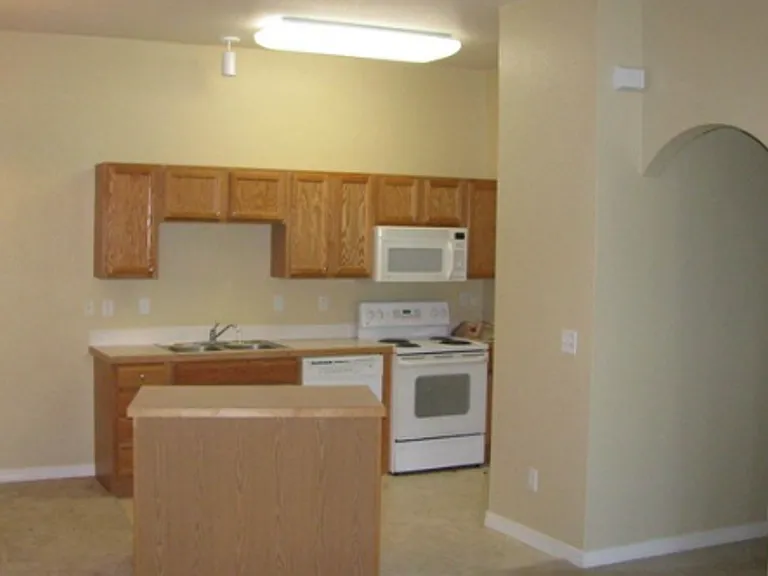 6825 19th St #5 — Photo 2