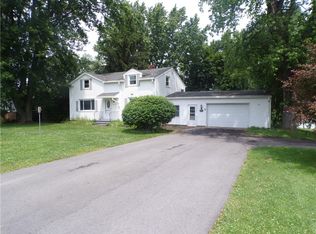 2284 Church Rd, Hamlin, NY 14464