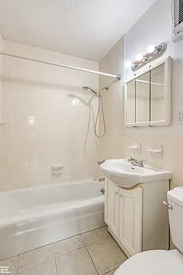 Rented by Brown Harris Stevens | media 6