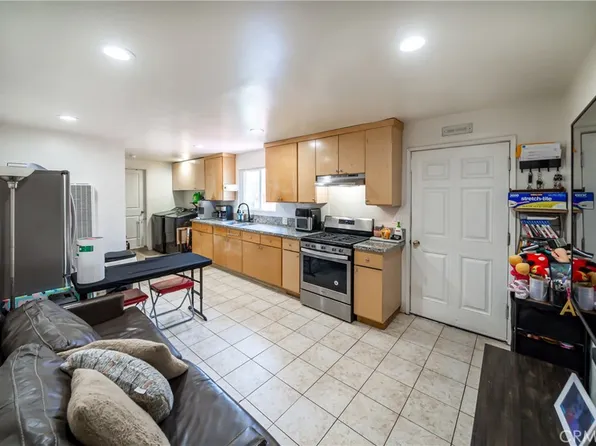4844 Bluebell Ave, Valley Village, CA 91607
