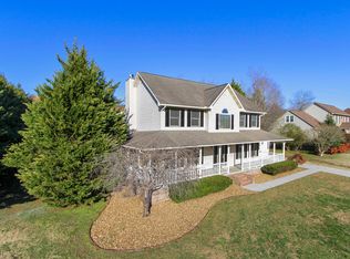 511 Mariner Point Dr, Clinton, TN 37716