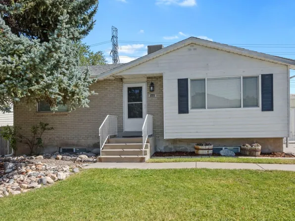 5445 S Copper City Dr, Kearns, UT 84118