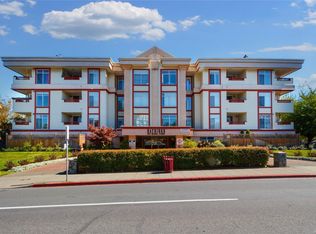 Bayridge, Victoria, BC V8T 4E1