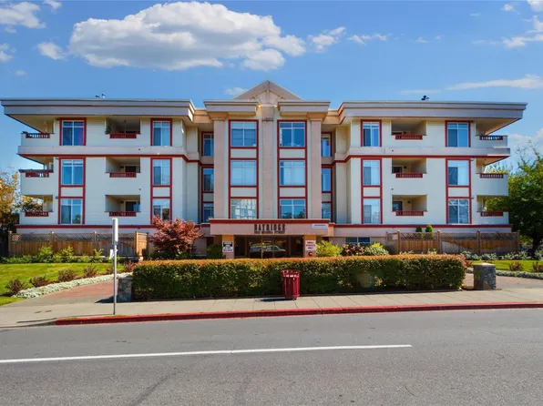 2511 Quadra St #304, Victoria, BC V8T 4E1