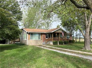 15411 E James Rd, Nevada, MO 64772