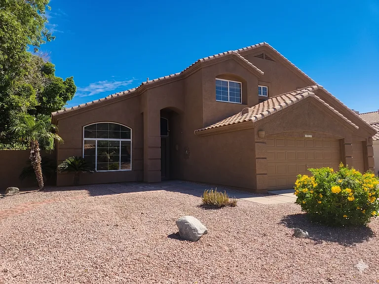 1727 W Thunderhill Dr — Photo 2