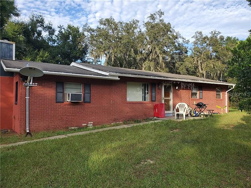 1st image of 102 Shady Ln