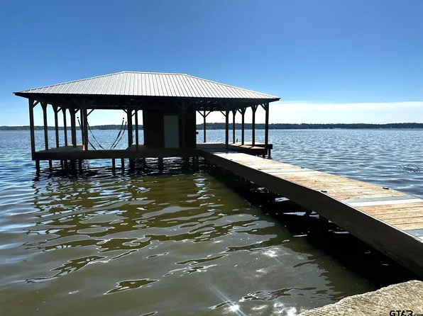 21581 Joe Paul Ln, Chandler, TX 75758