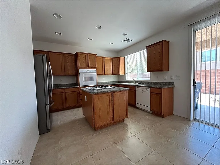 11765 Via Esperanza Ave — Photo 5